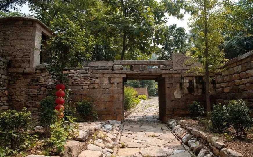 Specimens of Northern Mountain Dwellings in the Wrinkles of Time A Visit to the Ancient Village of Zhujia Yu